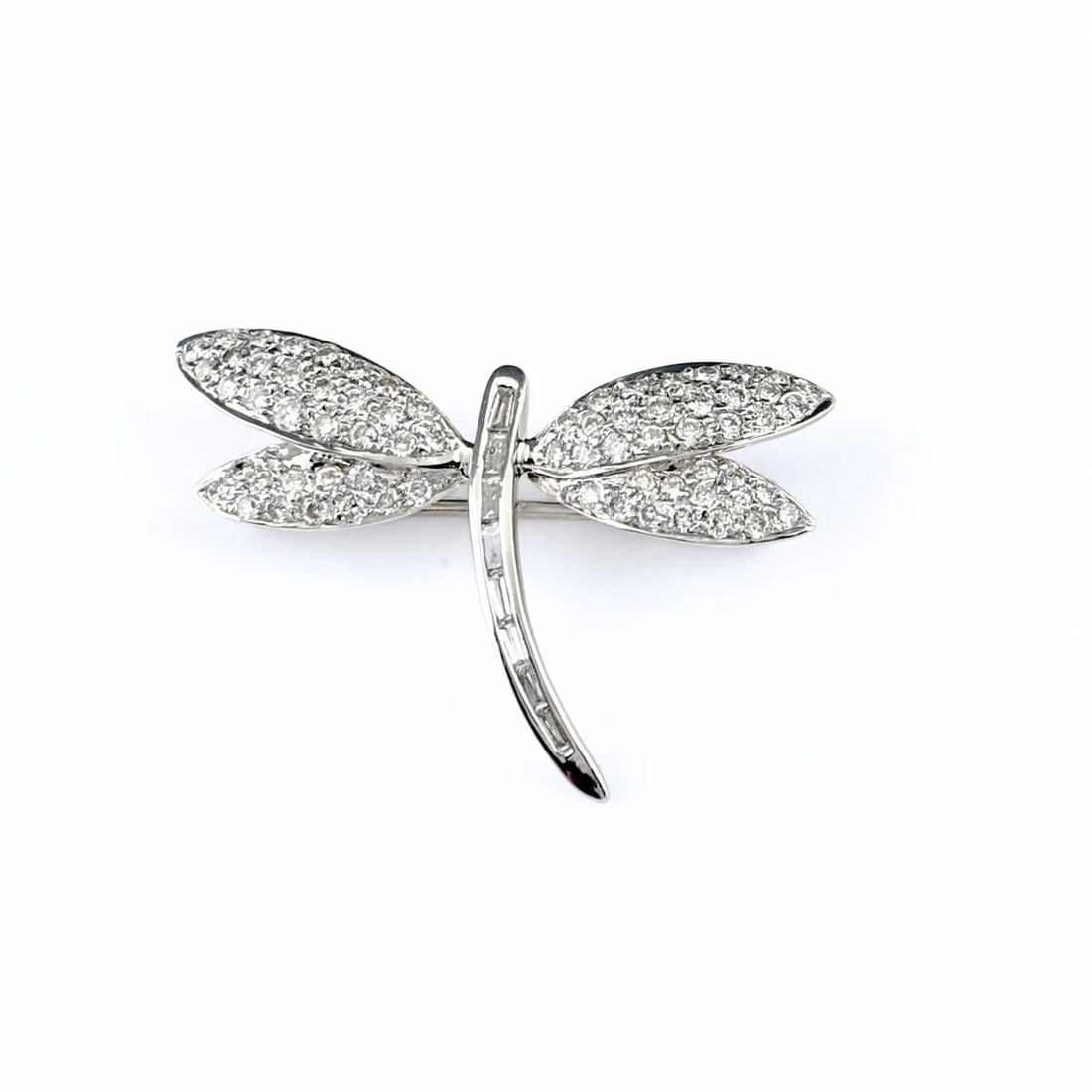 DRAGONFLY MELEE DIAMOND PENDANT HEAD: Dragonfly melee diamond Pendant Head Brand: Unbranded Type/Style: Pendant Head Material: 18K, Main Stone/Creation Natural Color: Size: Pendant size 26.6?32.9mm(1.0") Inside diameter of the bail