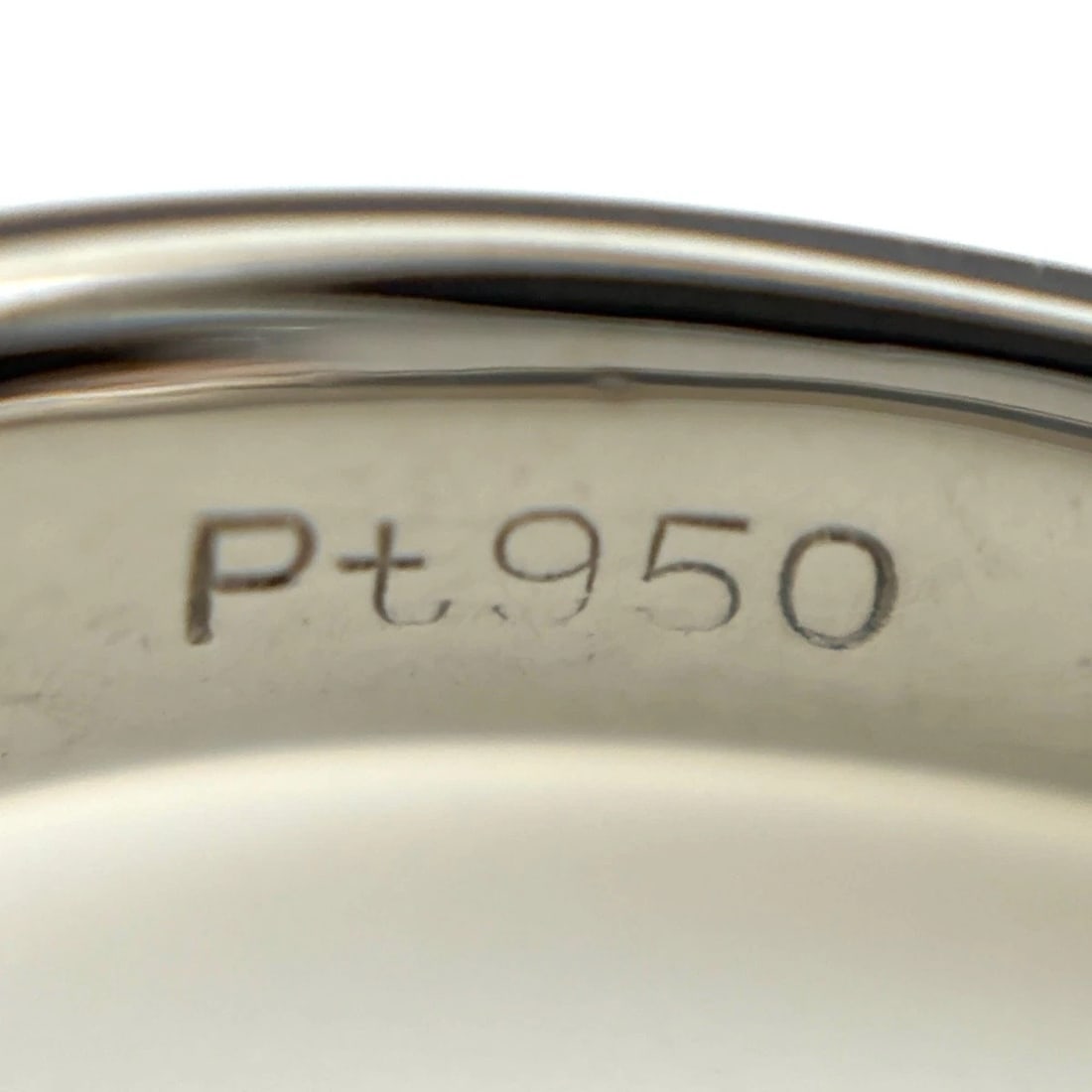 DIAMOND DESIGN PLATINUM MELEE RING - 2