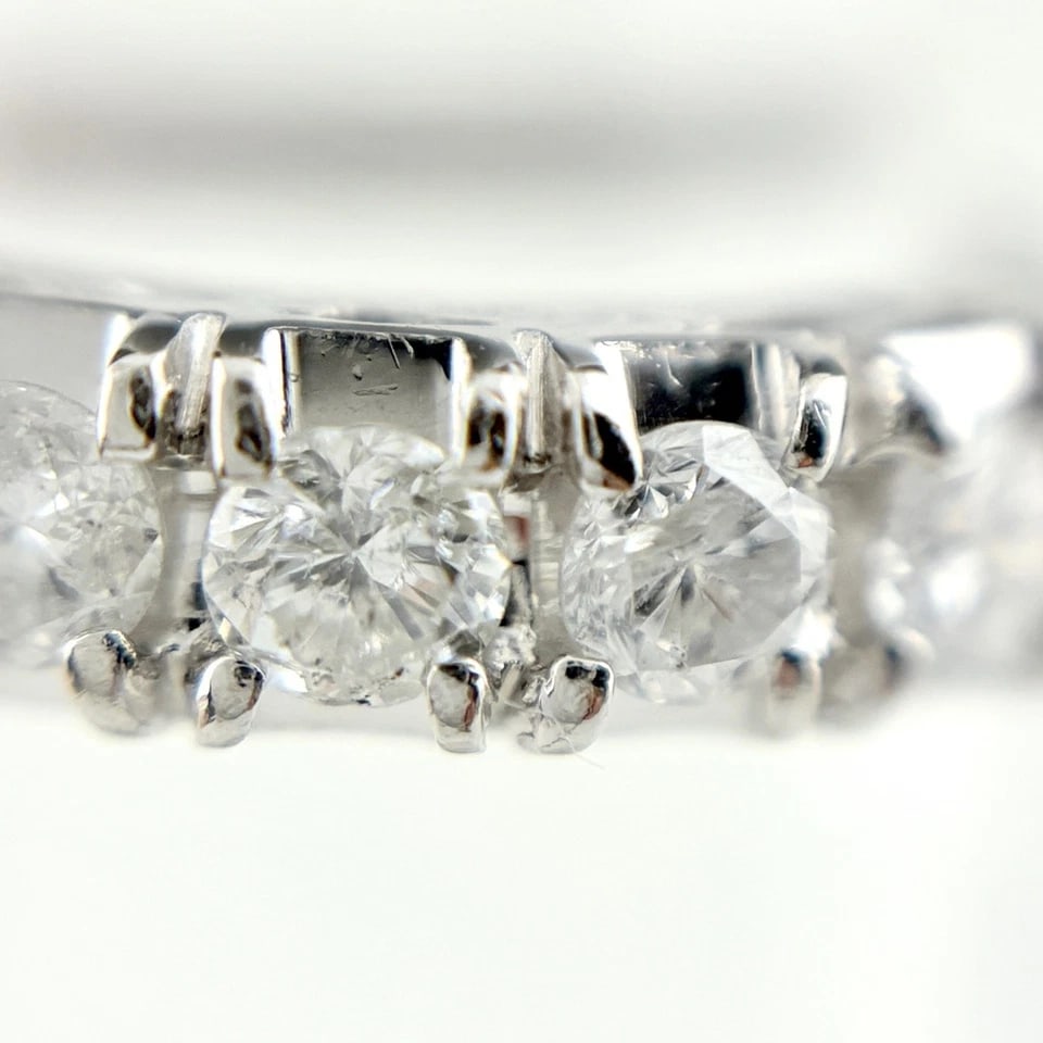 MELEE DIAMOND DESIGN PLATINUM RING: melee diamond design Platinum Ring Brand: Unbranded Type/Style: Ring Material: Pt900, Main Stone/Creation Natural Color: None Size: US 6 to 6.5) Accessories: None Accessories Notice: When purchasing