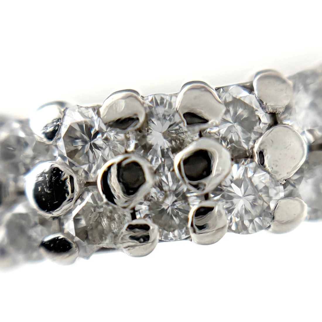 MELEE DIAMOND DESIGN PLATINUM RING - 2