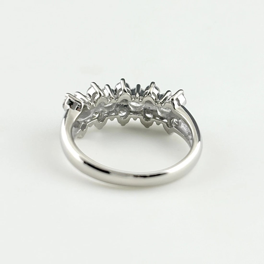 MELEE DIAMOND DESIGN PLATINUM RING - 5