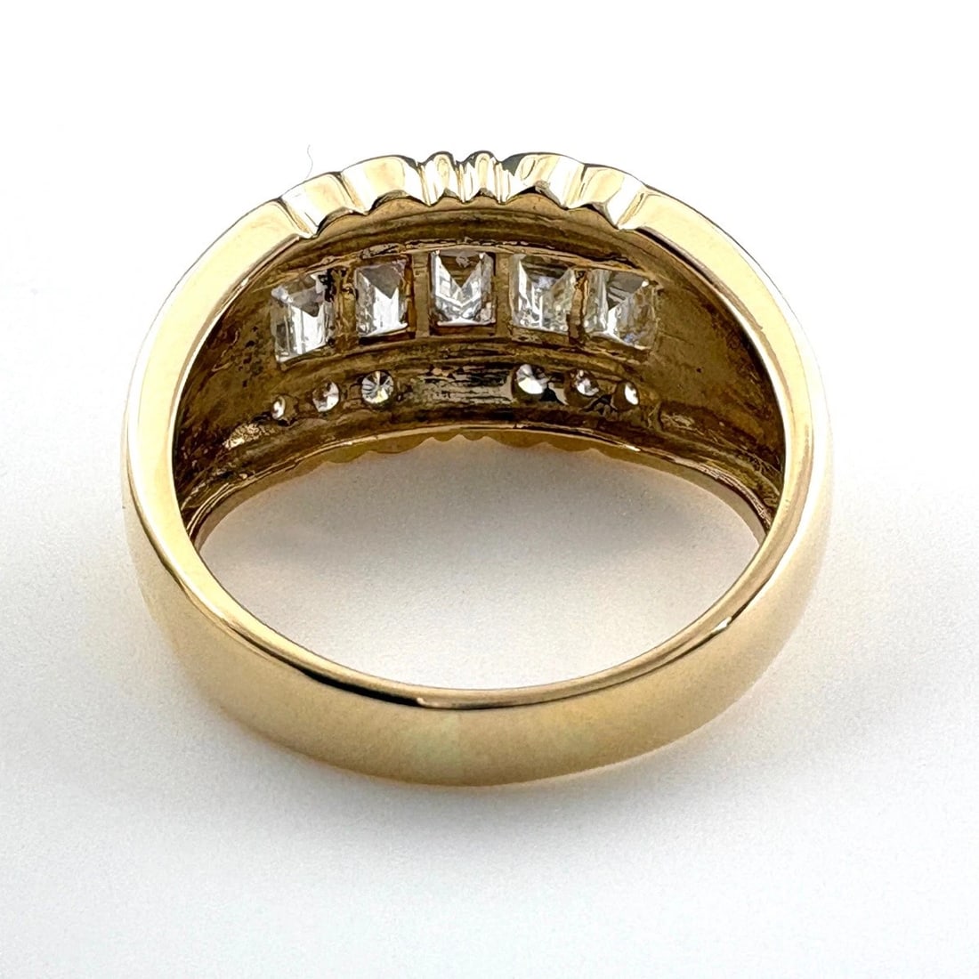 MELEE DIAMOND DESIGNYG RING - 2