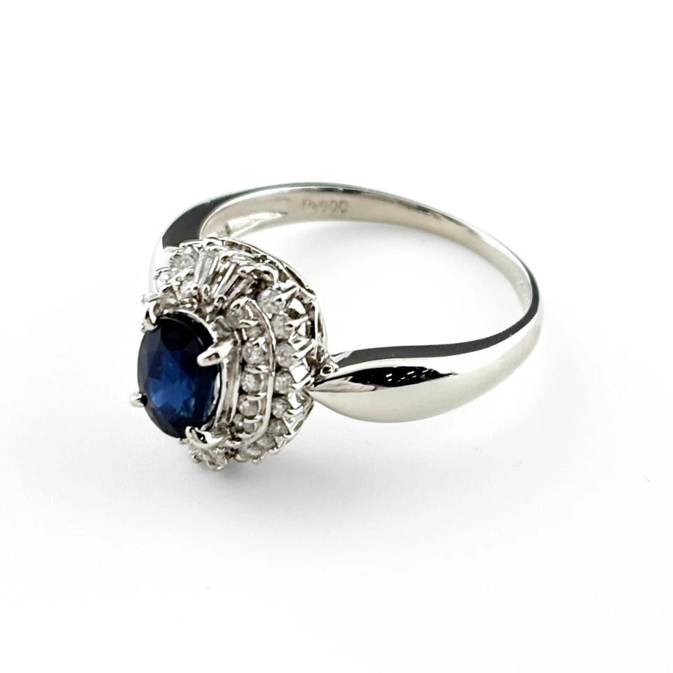 SAPPHIRE DESIGN PLATINUM MELEE DIAMOND RING: sapphire design Platinum melee diamond Ring Brand: Unbranded Type/Style: Ring Material: Pt900, Main Stone/Creation sapphire diamond Color: None Size: US 7.5 to 8 Accessories: None Accessories Notice: