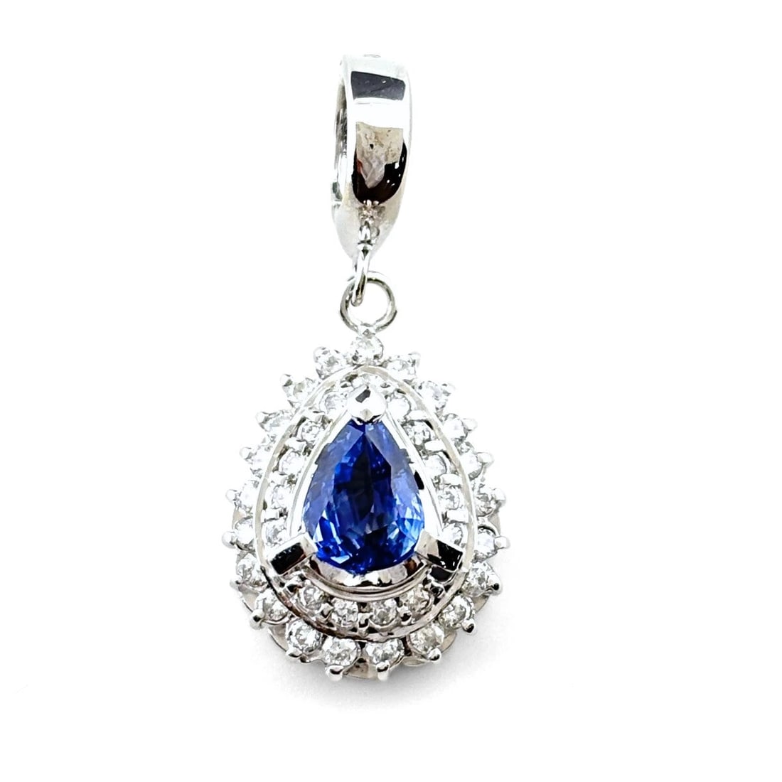 BLUE SAPPHIRE DESIGN PLATINUM MELEE DIAMOND PENDANT HEAD: Blue Sapphire Design Platinum melee diamond Pendant Head Brand: Unbranded Type/Style: Pendant Head Material: Pt900, Main Stone/Creation Sapphire Diamond Color: None Size: Total length of the pendant
