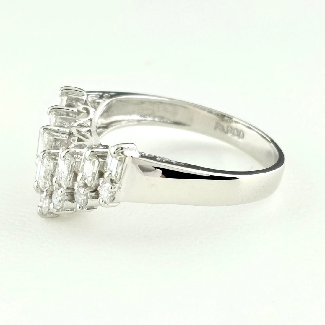MELEE DIAMOND DESIGN PLATINUM RING - 3