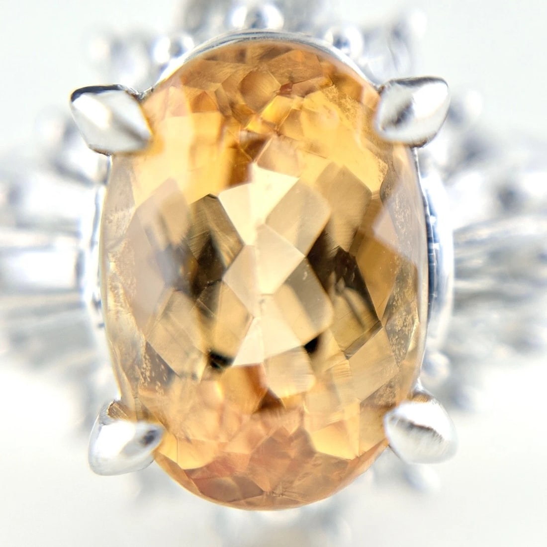 TOPAZ DESIGN PLATINUM MELEE DIAMOND RING: topaz design Platinum melee diamond Ring Brand: Unbranded Type/Style: Ring Material: Pt900, Main Stone/Creation Topaz diamond Color: None Size: US 4.5 to 5 Accessories: None Accessories Notice: When