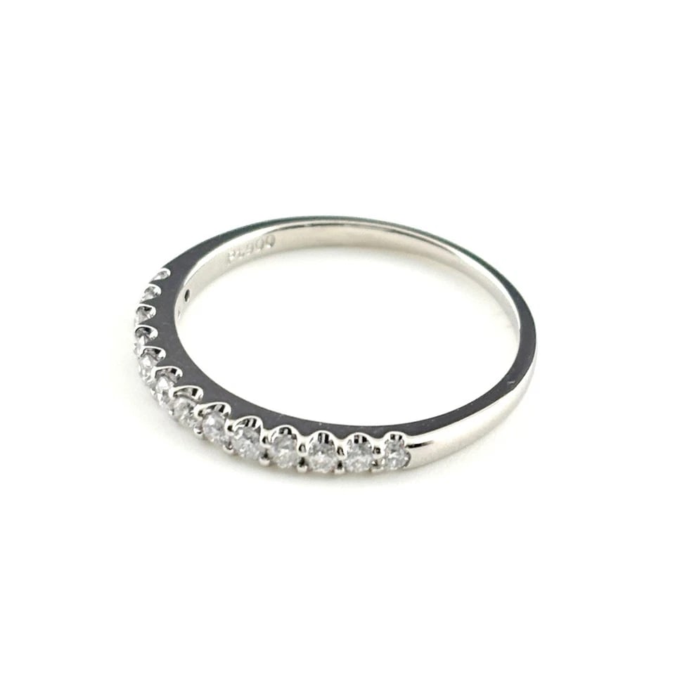 MELEE DIAMOND DESIGN PLATINUM RING: melee diamond design Platinum Ring Brand: Unbranded Type/Style: Ring Material: Pt900, Main Stone/Creation Natural Color: None Size: US 6 Accessories: None Accessories Notice: When purchasing
