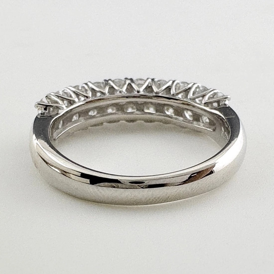 MELEE DIAMOND DESIGN PLATINUM RING - 4