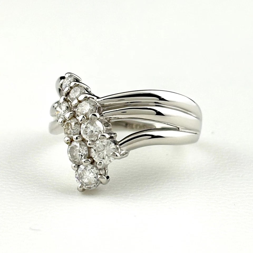 MELEE DIAMOND DESIGN PLATINUM RING: melee diamond design Platinum Ring Brand: Unbranded Type/Style: Ring Material: Pt850, Main Stone/Creation Natural Color: None Size: US 7.5 to 8 Accessories: None Accessories Notice: When purchasing