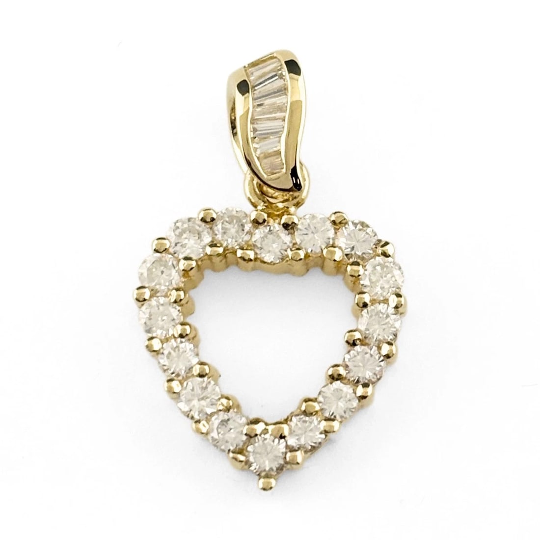 HEART MOTIF PENDANT HEADYELLOWGOLD MELEE DIAMOND: Heart motif Pendant HeadYellowGold melee diamond Brand: Unbranded Type/Style: Pendant Material: 18KYellowGold, Main Stone/Creation Natural Color: YellowGold Size: Total length of the pendant head