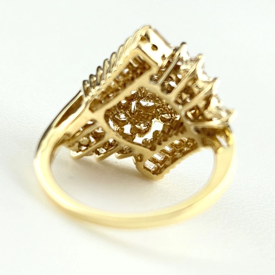 MELEE DIAMOND DESIGN YG RING - 6