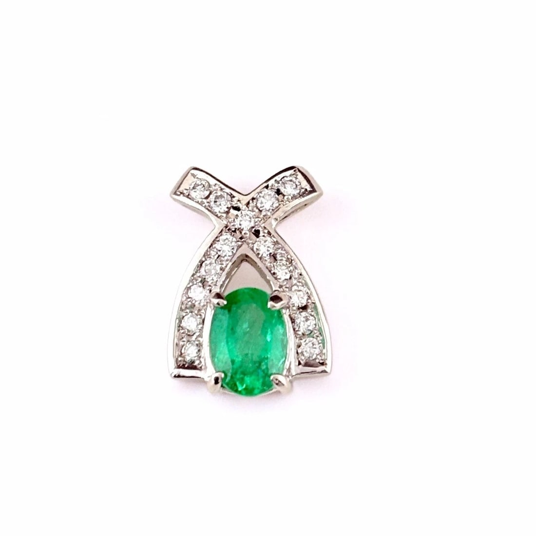 EMERALD DIAMOND PENDANT 18K WG (1 of 3)