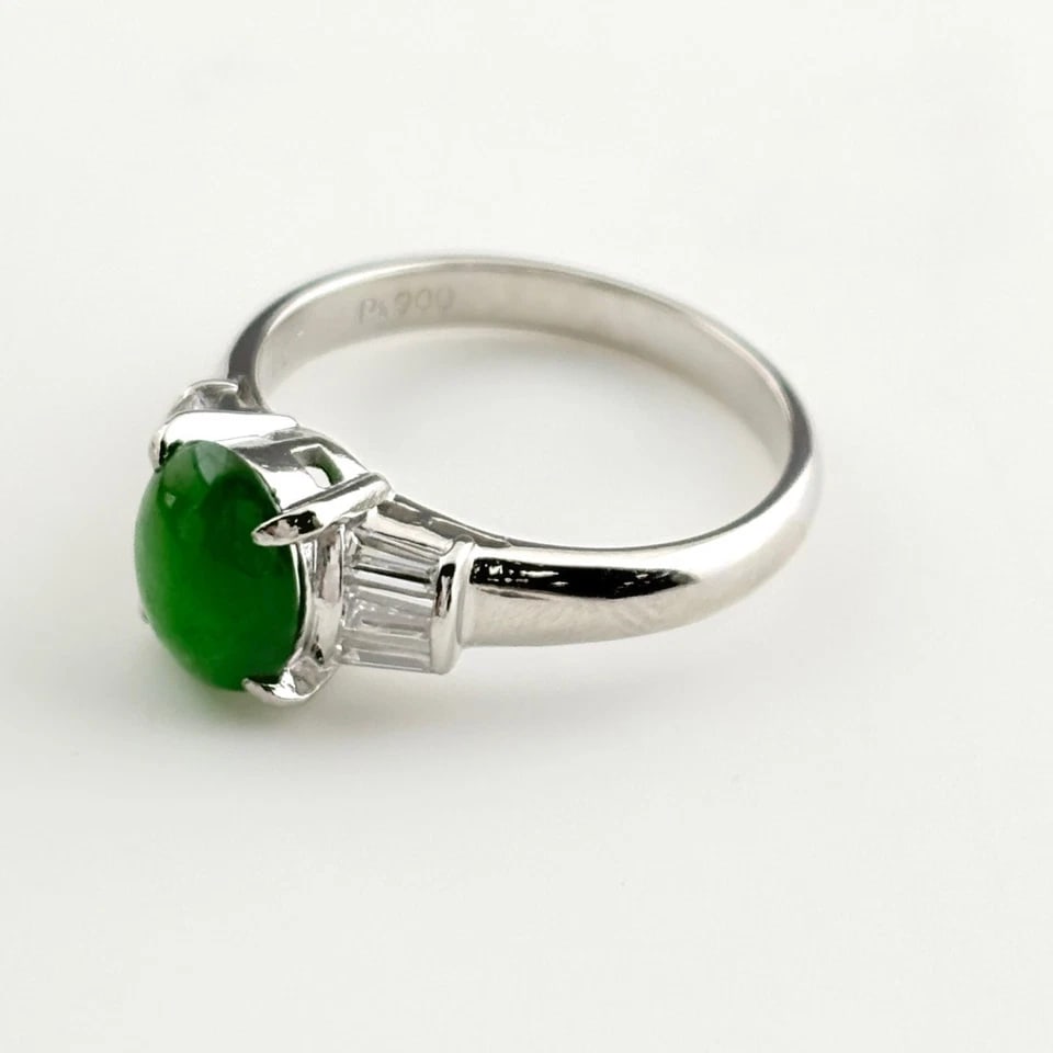 DESIGN PLATINUM MELEE DIAMOND RING JADE DIAMOND: design Platinum melee diamond Ring Jade diamond Brand: Unbranded Type/Style: Ring Material: Pt900, Main Stone/Creation Jade diamond Color: None Size: US 6 Accessories: None Accessories Not