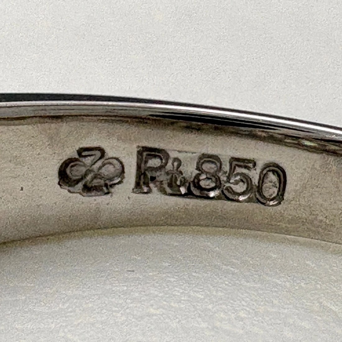 MELEE DIAMOND DESIGNPLATINUM RING - 3