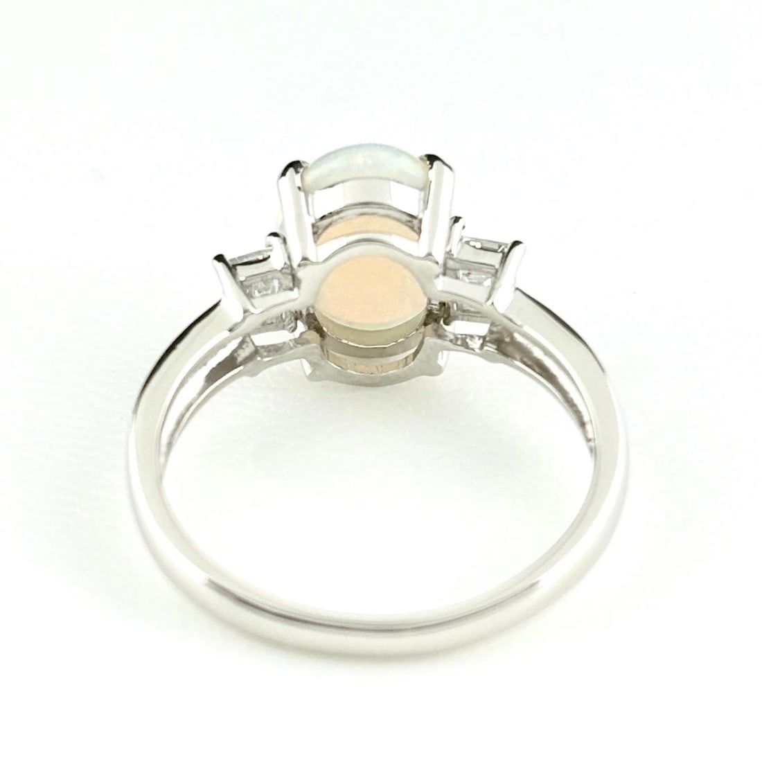 OPAL DESIGN PLATINUM MELEE DIAMOND RING - 3