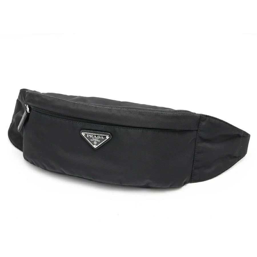 PRADA RE-NYLON BELT BAG BODY BAG: Prada Re-Nylon Belt Bag Body Bag Brand: Prada Type/Style: Bag Material: Fabric Color: Black Size: W26?H12cm Accessories: None Accessories Notice: When purchasing pre-owned goods, please refer to the