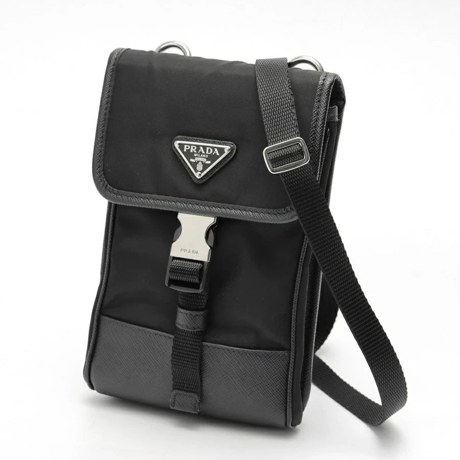 PRADA RE-NYLON X SAFFIANO SMARTPHONE CASE SHOULDER POUCH: Prada Re-Nylon x Saffiano Smartphone Case Shoulder Pouch Brand: Prada Type/Style: Bag Material: Nylon Color: Black Size: W12?H18?D4cm Accessories: None Accessories Notice: When purchasing pre-owned