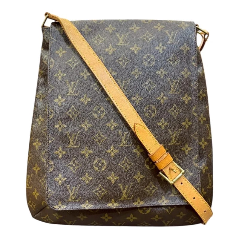 LOUIS VUITTON MUSETTE MONOGRAM SHOULDER BAG: LOUIS VUITTON Musette Monogram Shoulder Bag Brand: LOUIS VUITTON Type/Style: Handbag Material: Monogram Color: none Size: W: 30cm / H: 35cm / D: 4.5cm Accessories: None Accessories Notice: