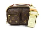 LOUIS VUITTON MONOGRAM UTILITY CROSSBODY BAG: Louis Vuitton Monogram Utility Crossbody Bag Brand: LOUIS VUITTON Type/Style: Handbag Material: Monogram Color: none Size: H 12cm ? W 20cm ? G 5cm Accessories: None Accessories Notice: When