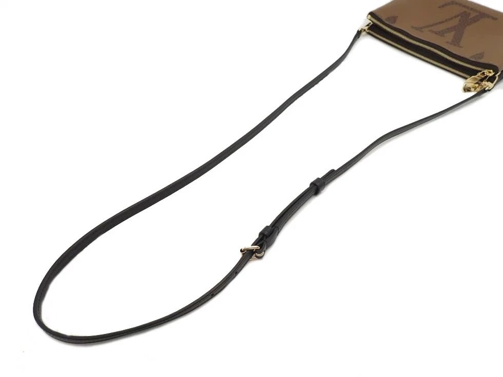 LOUIS VUITTON MONOGRAM REVERSE POCHETTE SHOULDER BAG - 6
