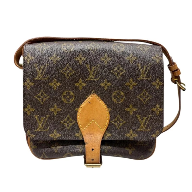 LOUIS VUITTON MM MONOGRAM SHOULDER BAG: LOUIS VUITTON MM Monogram Shoulder Bag Brand: LOUIS VUITTON Type/Style: Handbag Material: Monogram Color: none Size: W: 21cm / H: 20cm / D: 7cm Accessories: None Accessories Notice: When p
