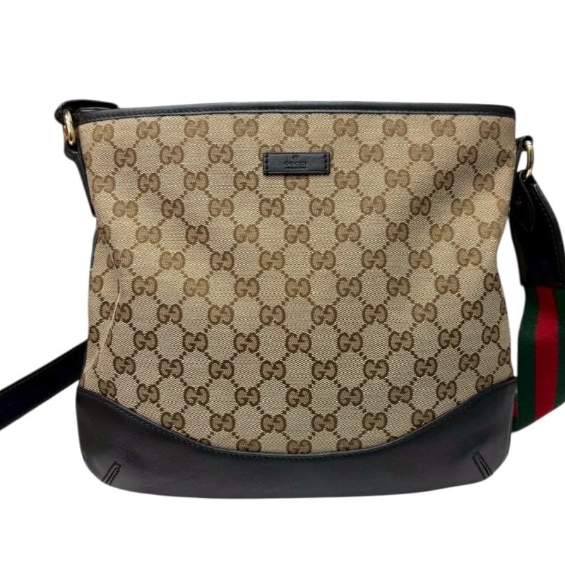 GUCCI GG CANVAS SHELLY LINE SHOULDER BAG GG CANVAS SHOULDER BAG: GUCCI GG Canvas Shelly Line Shoulder Bag GG Canvas Shoulder Bag Brand: GUCCI Type/Style: Handbag Material: Gg Canvas Color: none Size: W: 30cm / H: 27cm / D: 7cm Accessories: None Accessories Notice: