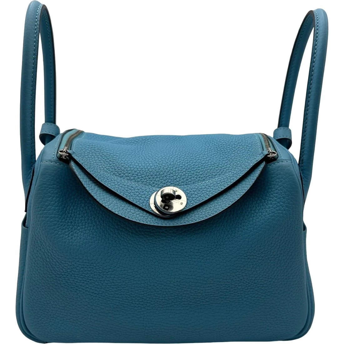 HERMES 26 BLUE NUIT SHW CLEMENCE SHOULDER BAG: HERMES 26 Blue Nuit SHW Clemence Shoulder Bag Brand: HERMES Type/Style: Handbag Material: Taurillon Color: Blue Knoll / SV Hardware Size: W: 26cm / H: 19cm / D: 13cm Accessories: None Acce