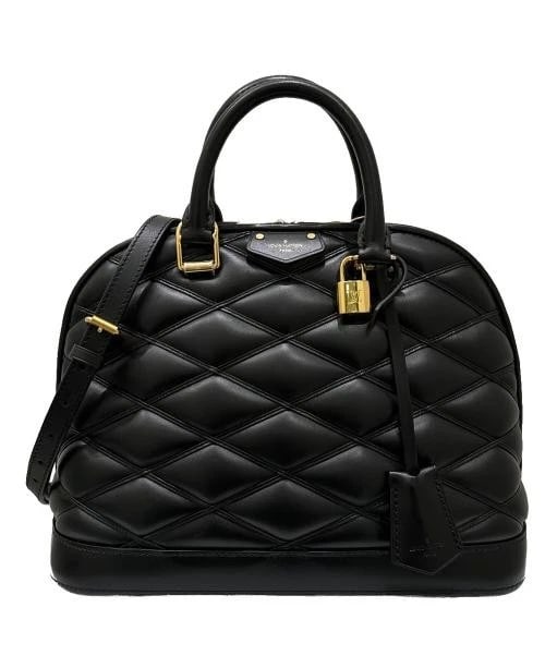 LOUIS VUITTON ALMA PM MATELASS: LOUIS VUITTON Alma PM Matelass? Brand: LOUIS VUITTON Type/Style: Handbag Material: Lamb Leather Color: Noir Size: H:24.0cm / W:30.0cm / D:14.5cm Accessories: None Accessories Notice: When