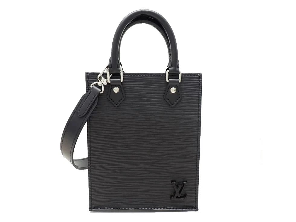 LOUIS VUITTON EPI PETIT SAC PLAT: Louis Vuitton Epi Petit Sac Plat Brand: LOUIS VUITTON Type/Style: Handbag Material: Epi Color: none Size: W 14 ? H 17 ? G 5cm Accessories: None Accessories Notice: When purchasing pre-owned goods,