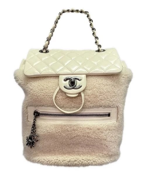 CHANEL BACKPACK: CHANEL Backpack Brand: CHANEL Type/Style: Handbag Material: Sheepskin X Lambskin Color: White Size: H:27cm / W:22cm / D:11cm Accessories: None Accessories Notice: When purchasing pre-owned