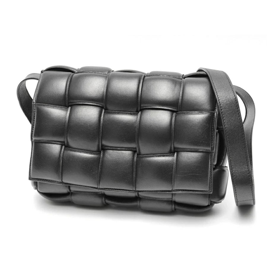 BOTTEGA VENETA PADDED CASSETTE SHOULDER BAG BLACK (1 of 4)
