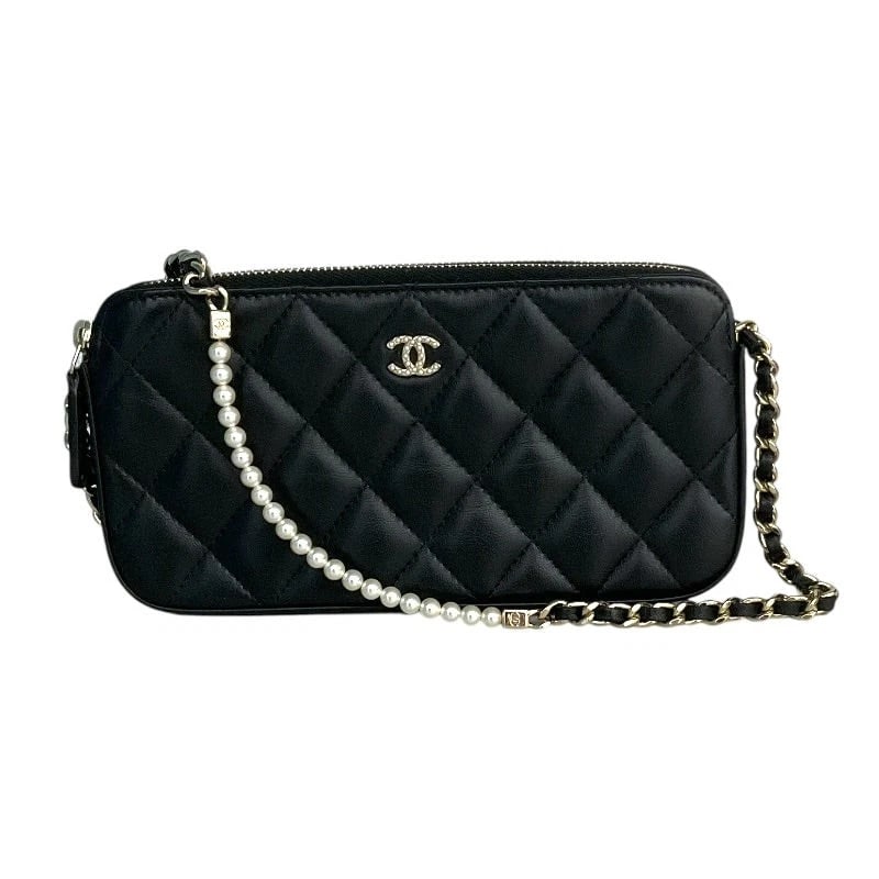 CHANEL CHAIN WALLET BLACK/GHW LAMBSKIN SHOULDER BAG: CHANEL Chain Wallet Black/GHW Lambskin Shoulder Bag Brand: CHANEL Type/Style: Handbag Material: Lambskin Color: Black // GD Hardware Size: W: 18cm / H: 9cm / D: 3cm Accessories: None Acces