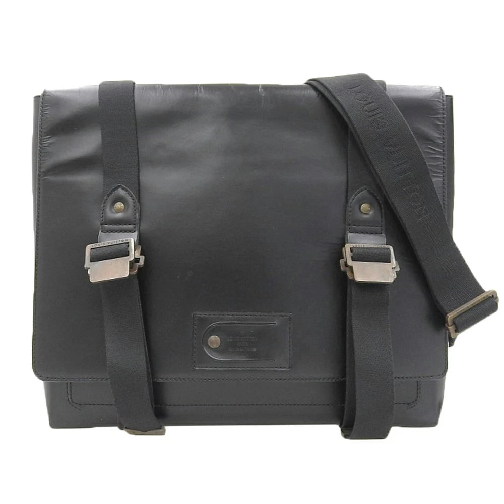 LOUIS VUITTON NOMADE LI?GE EPI HOUSSE BACKPACK SHOULDER: LOUIS VUITTON Nomade Li?ge Epi Housse Backpack Shoulder Brand: Louis Vuitton Type/Style: 2-Way Bag Material: Leather Color: Black Size: W: 32.5cm / H: 28.5cm / D: 9.5cm Accessories: None A