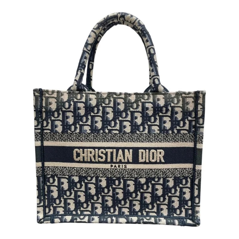 CHRISTIAN DIOR BOOK TOTE SMALL OBLIQUE JACQUARD: Christian Dior Book Tote Small Oblique Jacquard Brand: Christian Dior Type/Style: Handbag Material: Oblique Jacquard Color: none Size: W: 27cm / H: 21cm / D: 14cm Accessories: None Accesso