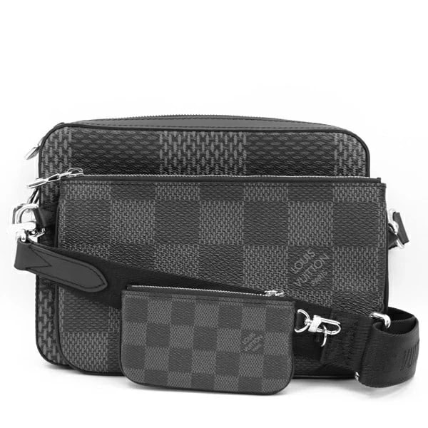 LOUIS VUITTON TRIO MESSENGER GRAPHITE BLACK/GRAY: Louis Vuitton Trio Messenger Graphite Black/Gray Brand: Louis Vuitton Type/Style: Handbag Material: Damier Graphite Color: black Size: W:25cm ? H:18cm ? D:4.5cm Accessories: None Accessori