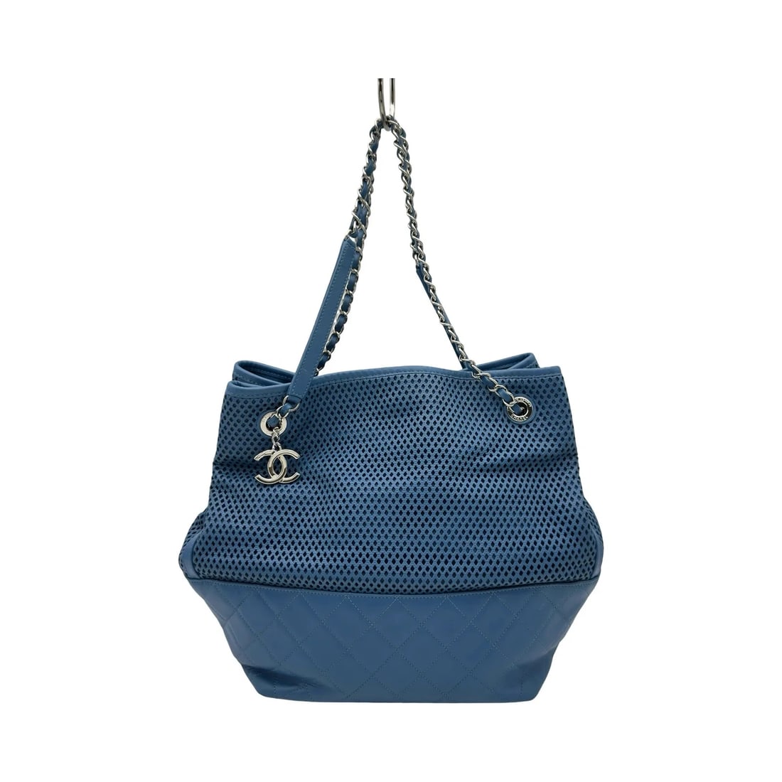 CHANEL CHAIN 17 BLUE SHW LAMBSKIN MESH LEATHER: CHANEL Chain 17 Blue SHW Lambskin Mesh Leather Brand: CHANEL Type/Style: Handbag Material: Lambskin Color: Blue / SV Hardware Size: W: 24cm / H: 30cm / D: 15cm Accessories: None Accessories Notice: