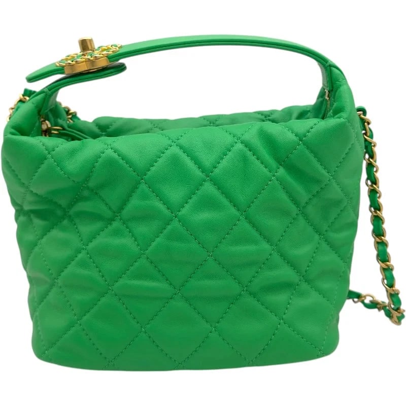 CHANEL BAG 29 SERIES GREEN LAMBSKIN SHOULDER BAG: CHANEL Bag 29 Series Green Lambskin Shoulder Bag Brand: CHANEL Type/Style: Handbag Material: Lambskin Color: Green / GD Hardware Size: W: 18cm / H: 14cm / D: 14cm Accessories: None Accessories