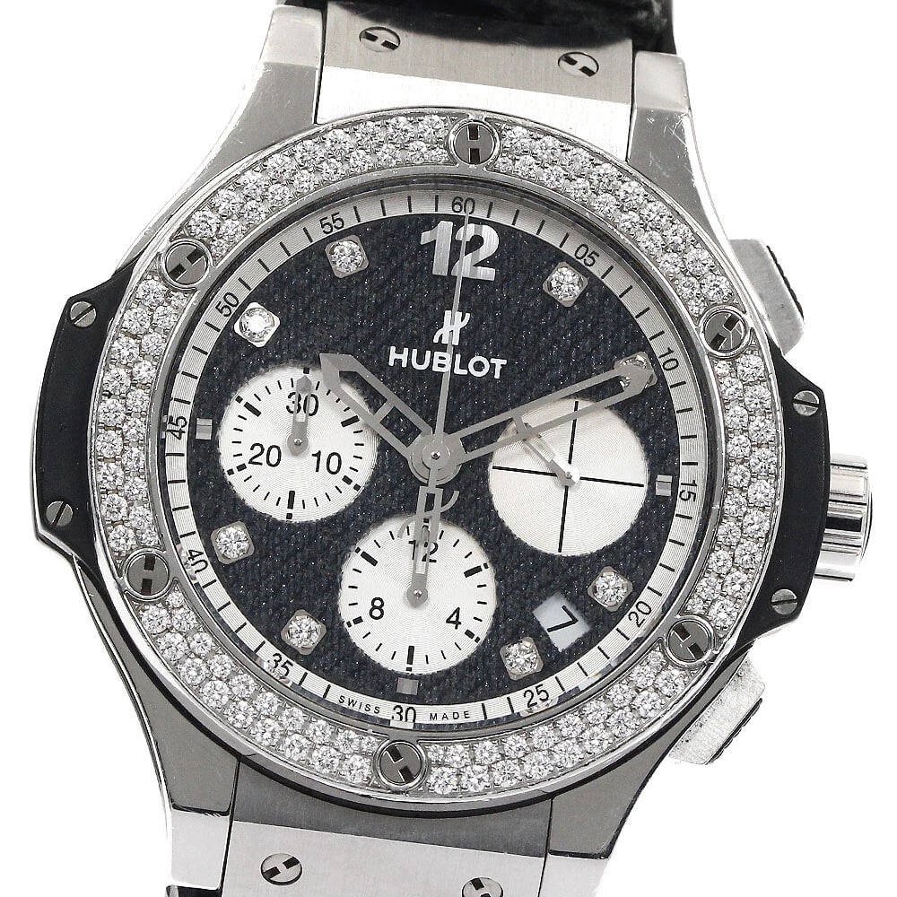 HUBLOT BANG JEANS 8P DIAMOND AT BOY'S WATCH: HUBLOT Bang jeans 8P diamond AT Boy's Watch Brand: HUBLOT Type/Style: Wristwatch Material: Band Material Rubber / denim, Case Material Stainless Steel / Rubber / denim Color: Band Color Navy / Black,