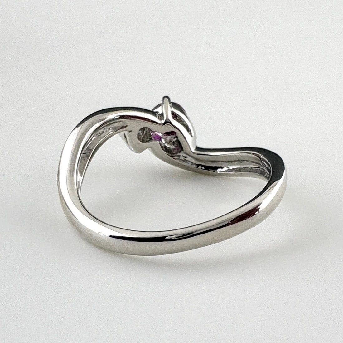RUBY DESIGN PLATINUM MELEE DIAMOND RING - 4