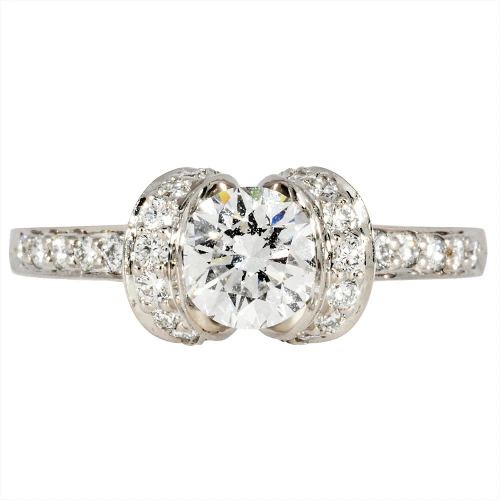 TIFFANY DIAMOND RING PT950: Tiffany Diamond Ring Pt950 Brand: Tiffany & Co. Type/Style: Engagement Ring / Solitaire Material: Platinum (Pt950), Main Stone/Creation NATURAL Color: SILVER Size: US6 Accessories: None Ac