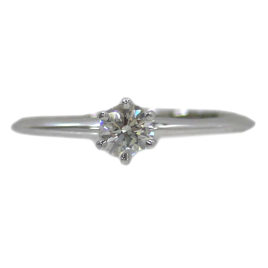 TIFFANY CO. PT950 DIAMOND RING PLATINUM: Tiffany Co. Pt950 Diamond Ring Platinum Brand: Tiffany & Co. Type/Style: Ring Material: Platinum (Pt950), Main Stone/Creation NATURAL Color: SILVER Size: US9 Accessories: None Accessories