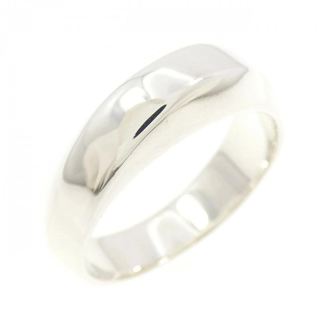 TIFFANY TWIST RING SILVER 925: Tiffany Twist Ring Silver 925 Brand: Tiffany & Co. Type/Style: Ring Material: 925 sterling silver, Color: STERLING SILVER Size: US 6.25 Accessories: None Accessories Notice: When purchasing pre-owned
