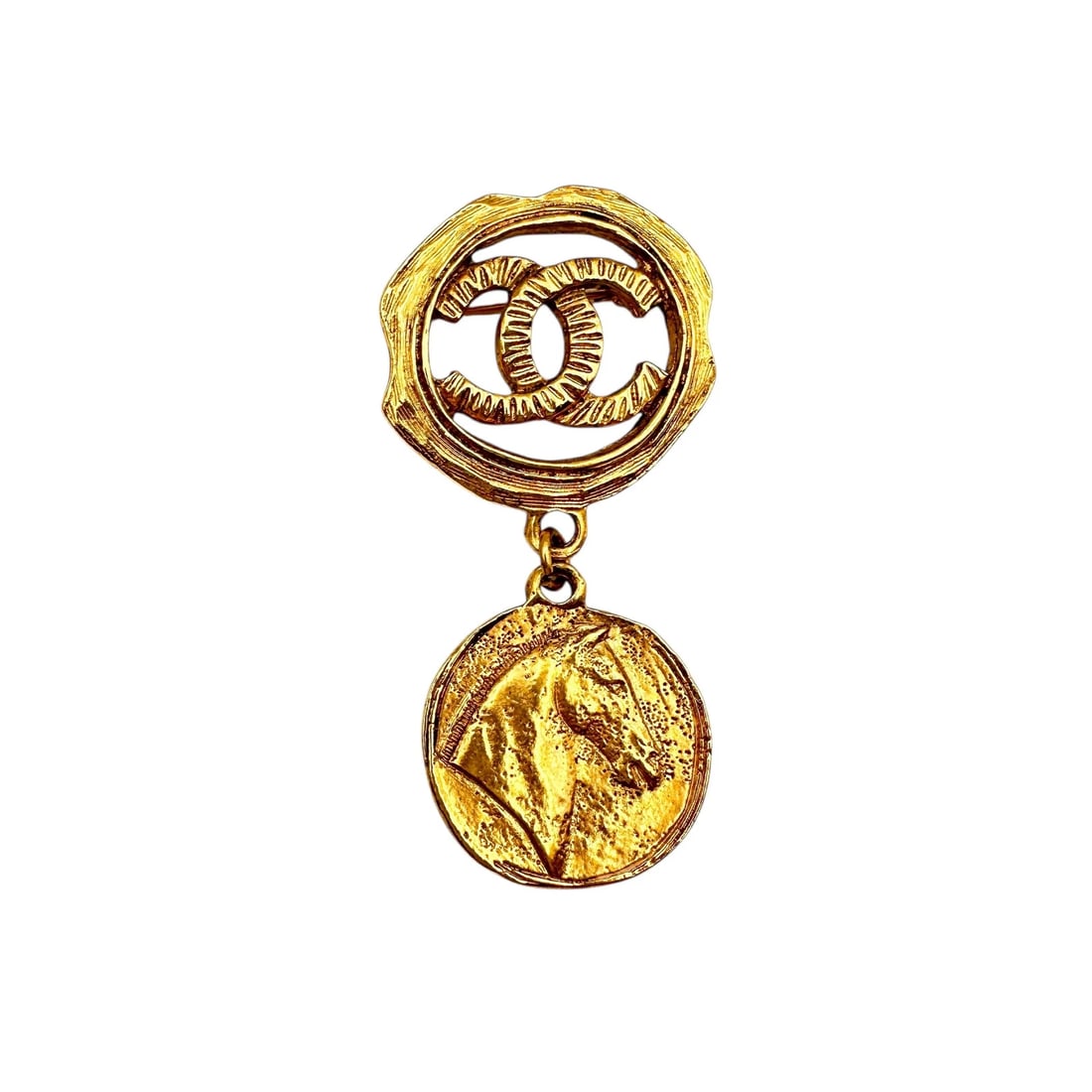 CHANEL HORSE BROOCH GOLD GP: CHANEL Horse Brooch Gold GP Brand: Chanel Type/Style: Brooch Material: GP (Gold Plated), Color: Gold Size: W1.4 x H2.7 in Accessories: None Accessories Notice: When purchasing pre-owned goods, please