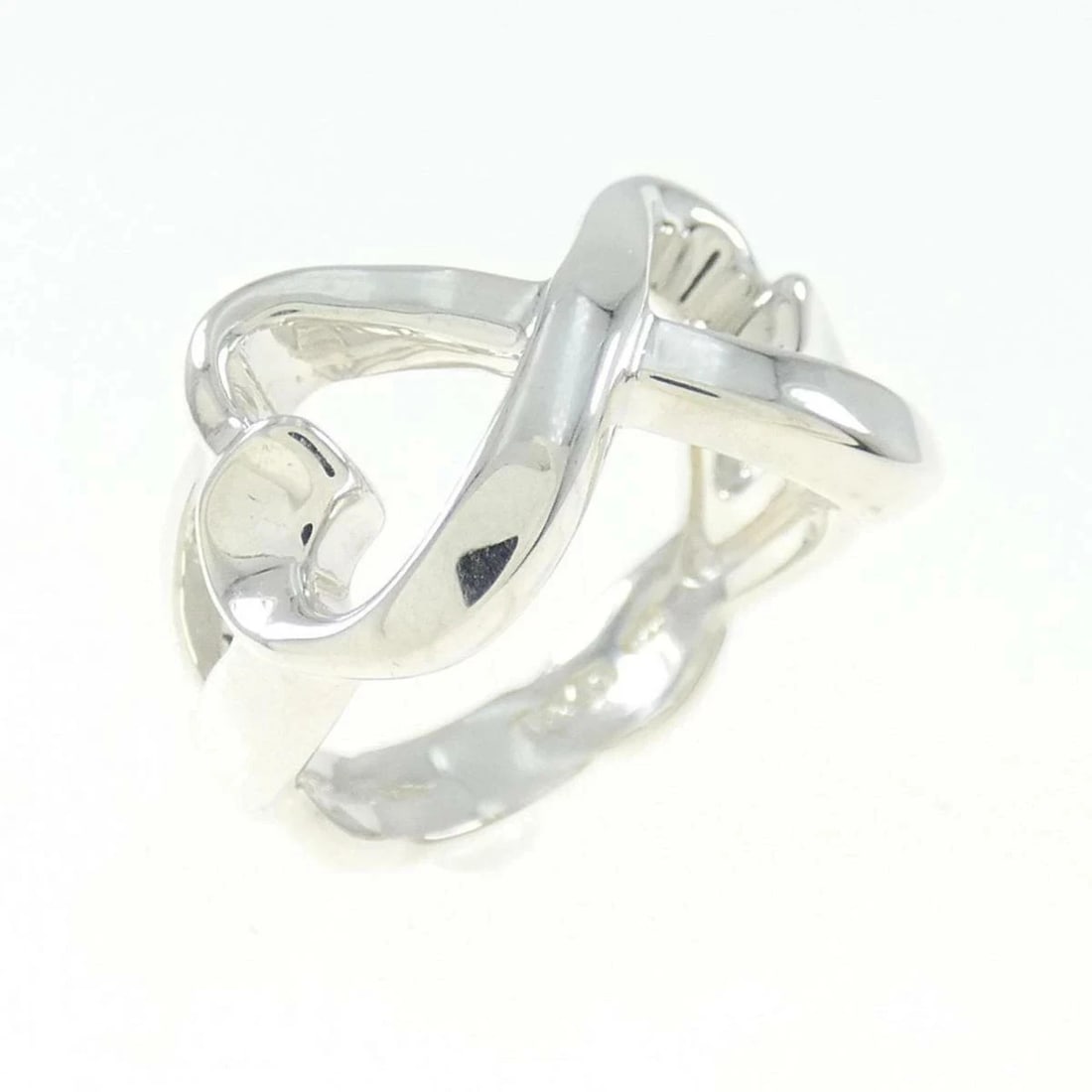 TIFFANY SILVER HEART RING (1 of 3)
