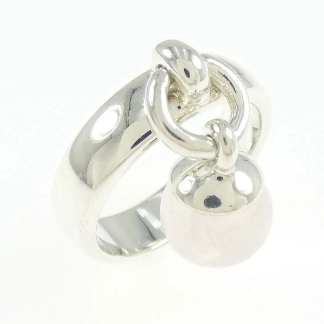 TIFFANY ROSE QUARTZ RING SILVER: Tiffany Rose Quartz Ring silver Brand: Tiffany & Co. Type/Style: Ring Material: Sterling Silver (925), Main Stone/Creation Rose Quartz Color: Silver Size: US5 Accessories: None Accessories