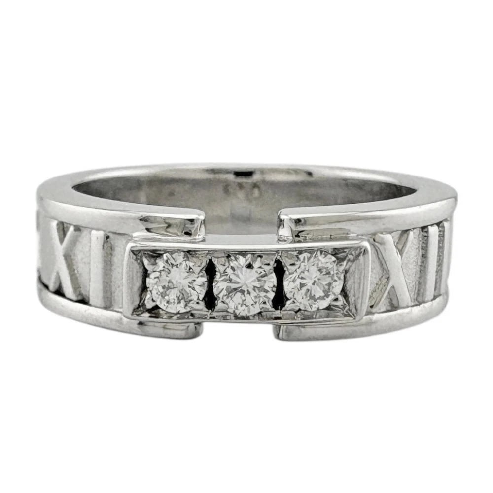 TIFFANY RING 18K WG DIAMOND: Tiffany Ring 18K WG Diamond Brand: Tiffany & Co. Type/Style: Ring Material: 18K WG, Main Stone/Creation NATURAL Color: WHITE GOLD Size: US5 Accessories: None Accessories Notice: When purch