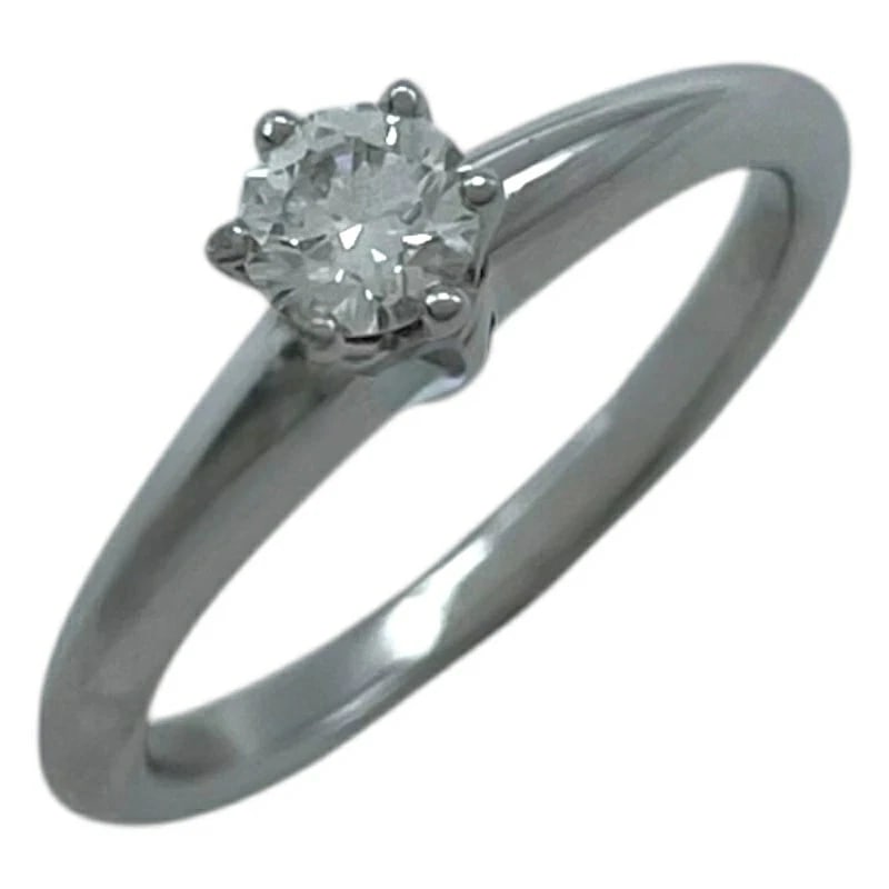 TIFFANY & CO DIAMOND RING PT950 PLATINUM: Tiffany & Co Diamond Ring Pt950 Platinum Brand: Tiffany & Co. Type/Style: Ring Material: Pt950 Platinum, Main Stone/Creation NATURAL Color: SILVER Size: US 4.75 Accessories: None Accessori