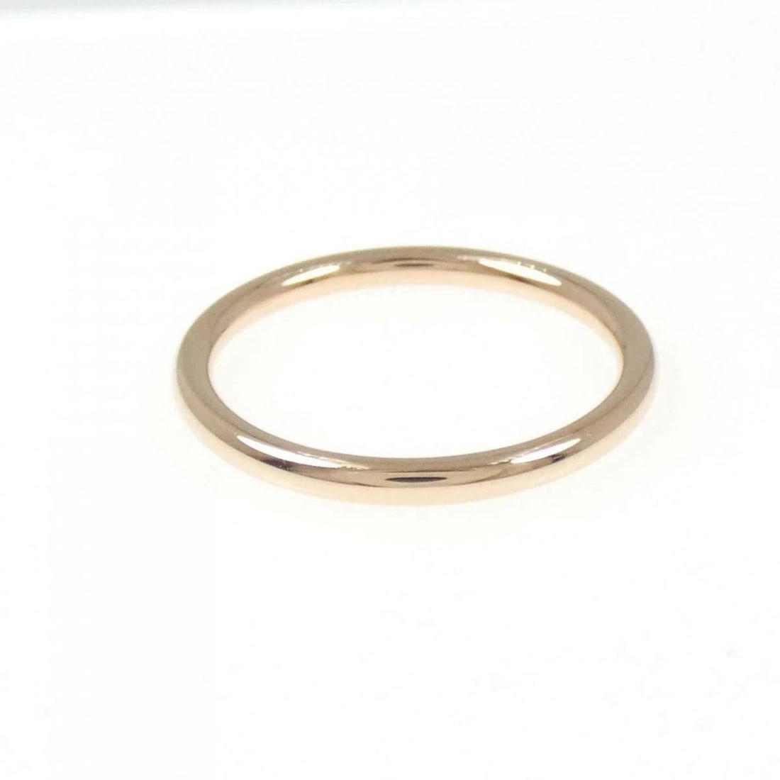 TIFFANY RING 750 PINK GOLD: Tiffany Ring 750 Pink Gold Brand: Tiffany & Co. Type/Style: Ring Material: 750 Pink Gold, Color: PINK GOLD Size: US4.5 Accessories: None Accessories Notice: When purchasing pre-owned goods, please