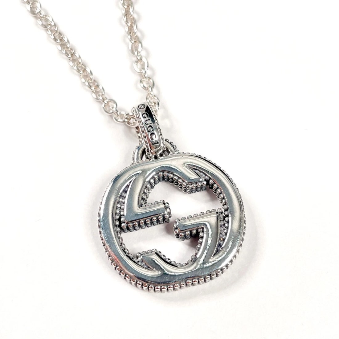 GUCCI SILVER NECKLACE 925 STERLING SILVER: GUCCI Silver Necklace 925 Sterling Silver Brand: Gucci Type/Style: Necklace Material: Silver 925, Color: Silver Size: Length approx. 17.6 in, Top W approx. 0.8 in, H approx. 0.9 in Accessories: None