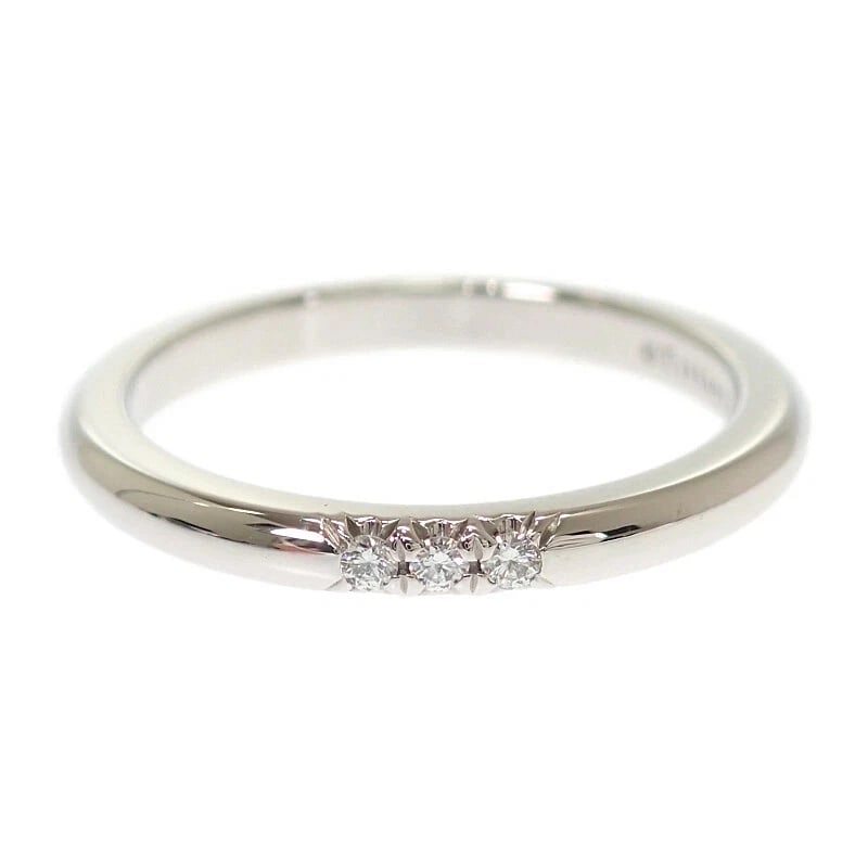 TIFFANY FOREVER WEDDING BAND PT950 SILVER: Tiffany Forever Wedding Band Pt950 Silver Brand: Tiffany & Co. Type/Style: Ring Material: Pt950 Silver, Main Stone/Creation NATURAL Color: SILVER Size: US3.25 Accessories: None Accessories Notice: